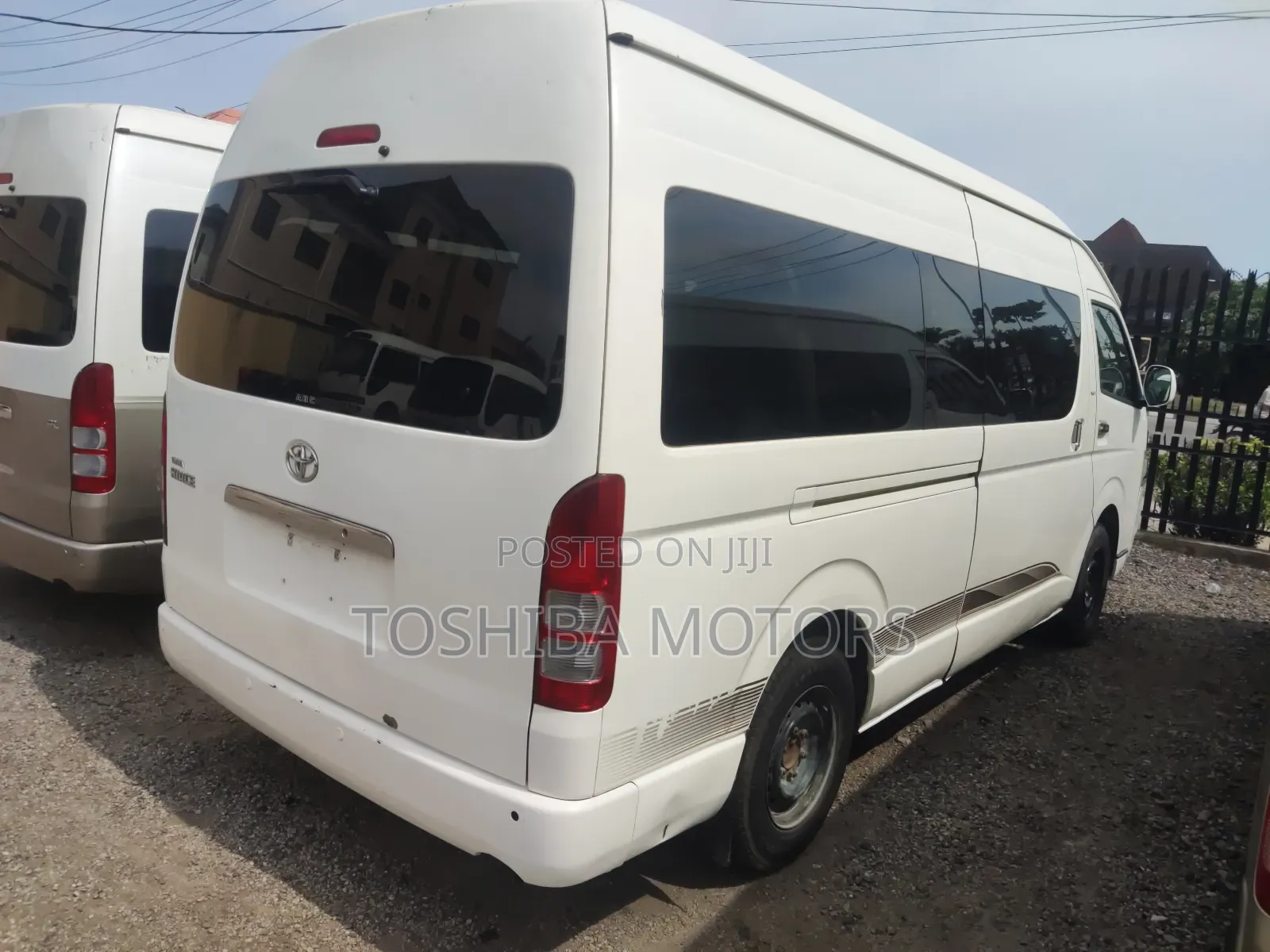 Toyota HiAce 2015 White