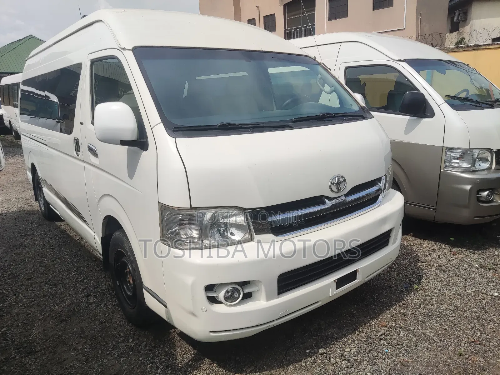 Toyota HiAce 2015 White