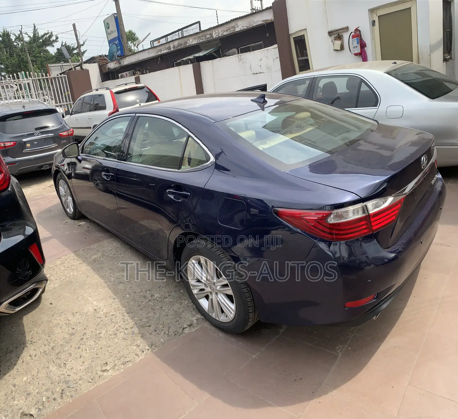 Lexus ES 350 FWD 2013 Blue