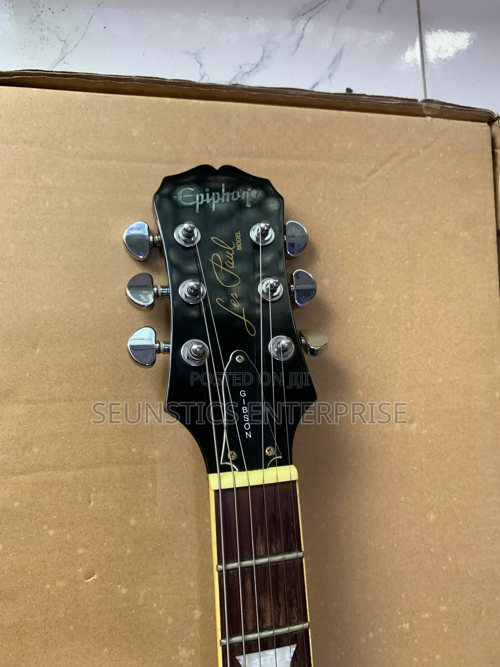Quality Epiphone Gibson Les Paul Style Guitar