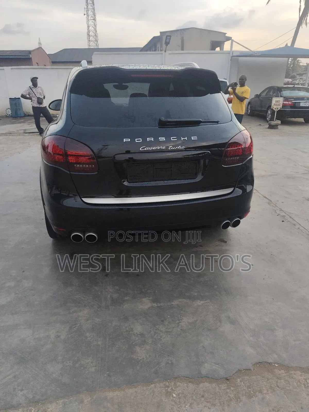 Porsche Cayenne 2013 Black