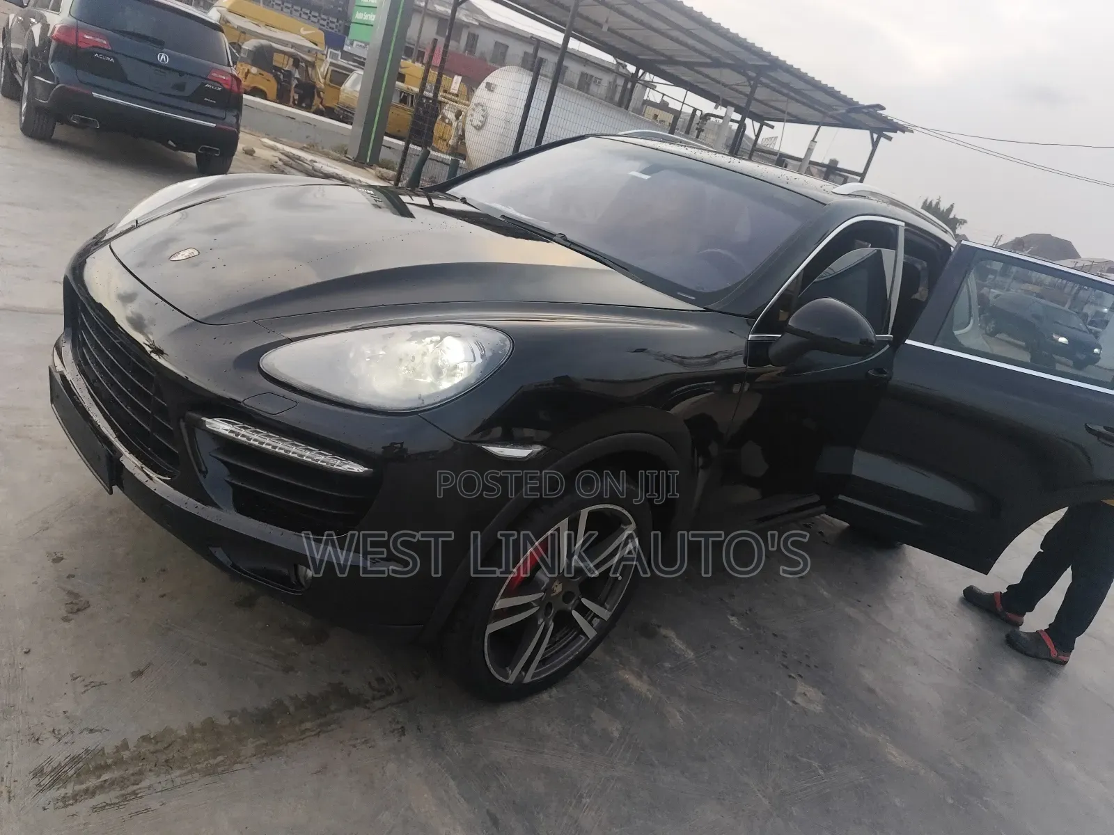 Porsche Cayenne 2013 Black