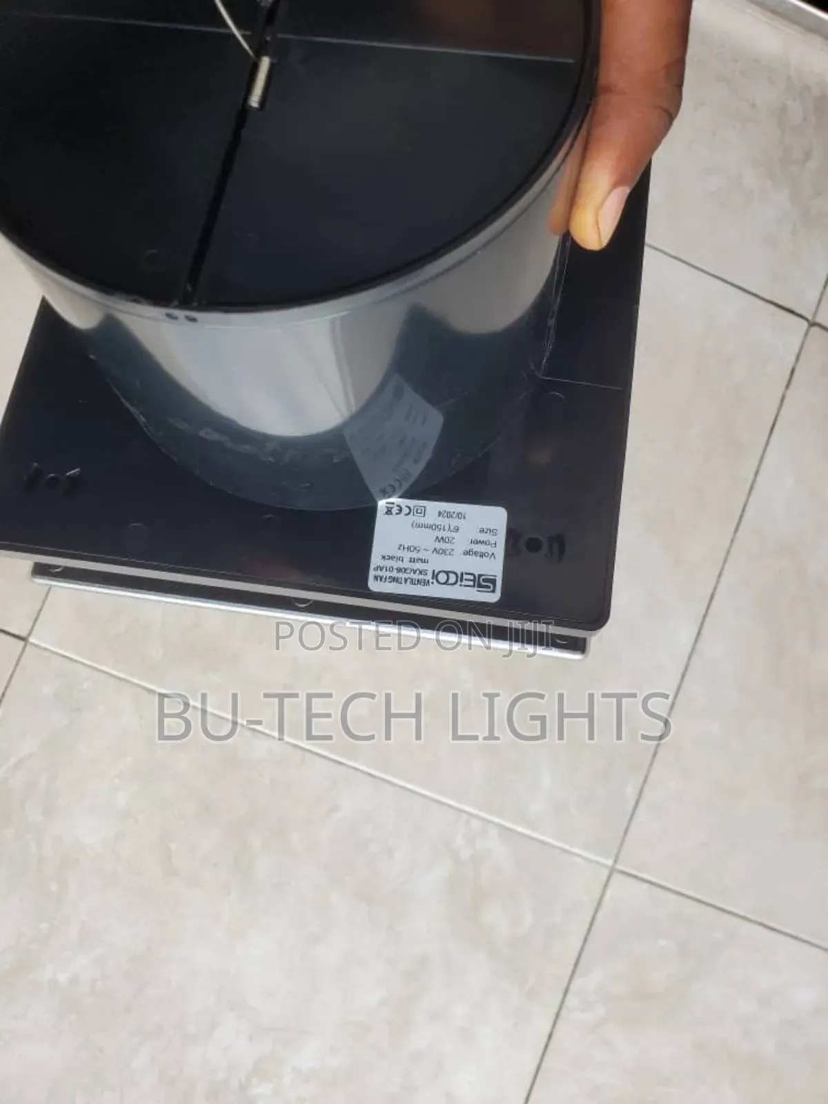 Wall Extractor Fan With Blue Light