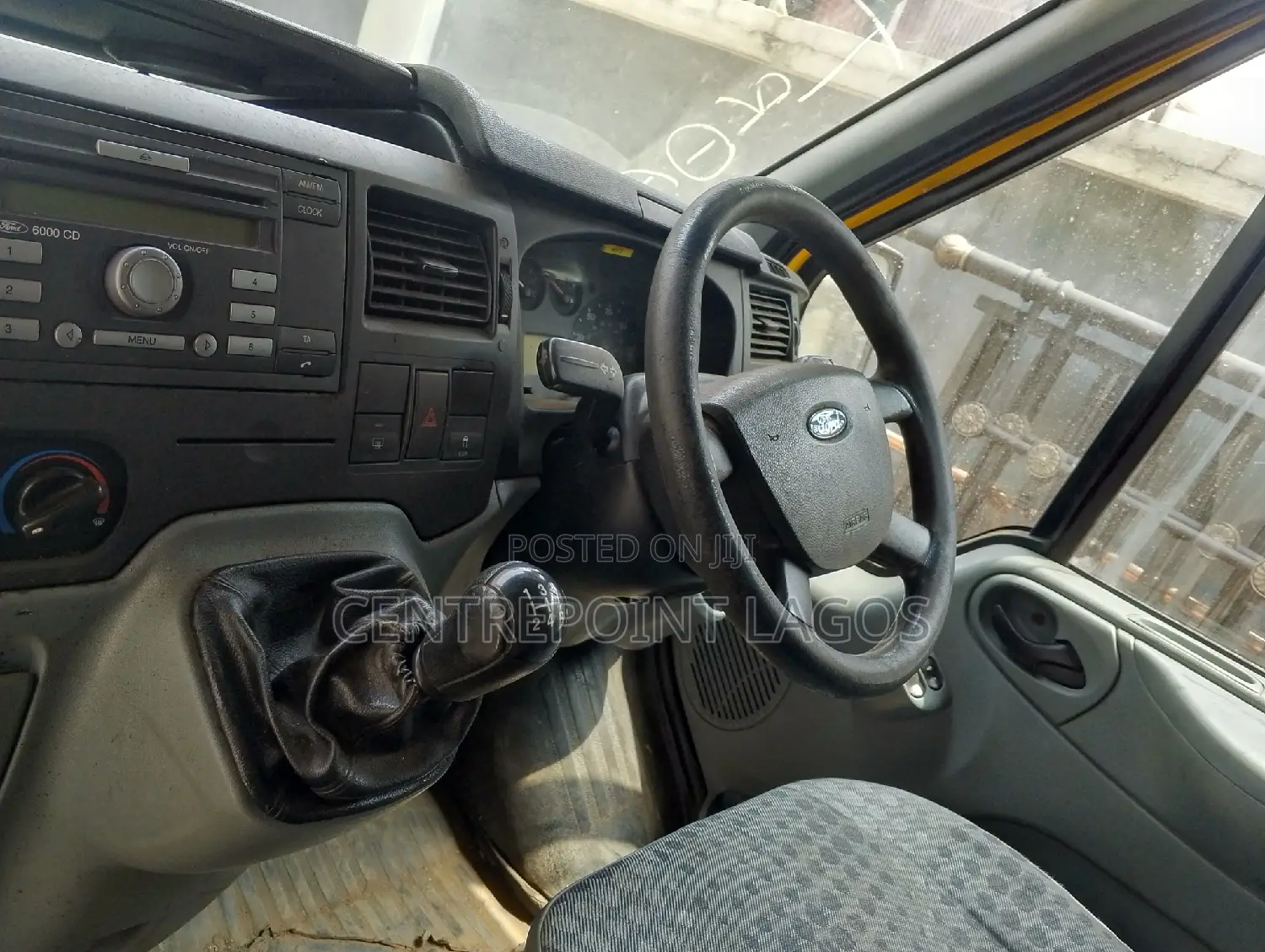 Ford Transit 2007 Yellow