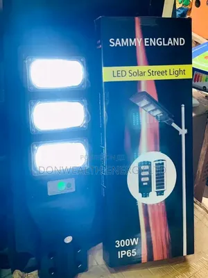 300watts All in One Solar Street Light Available