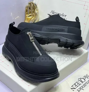 Alexander McQueen Premium Quality Sneakers