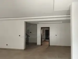 4bdrm Townhouse / Terrace in Guzape District for rent