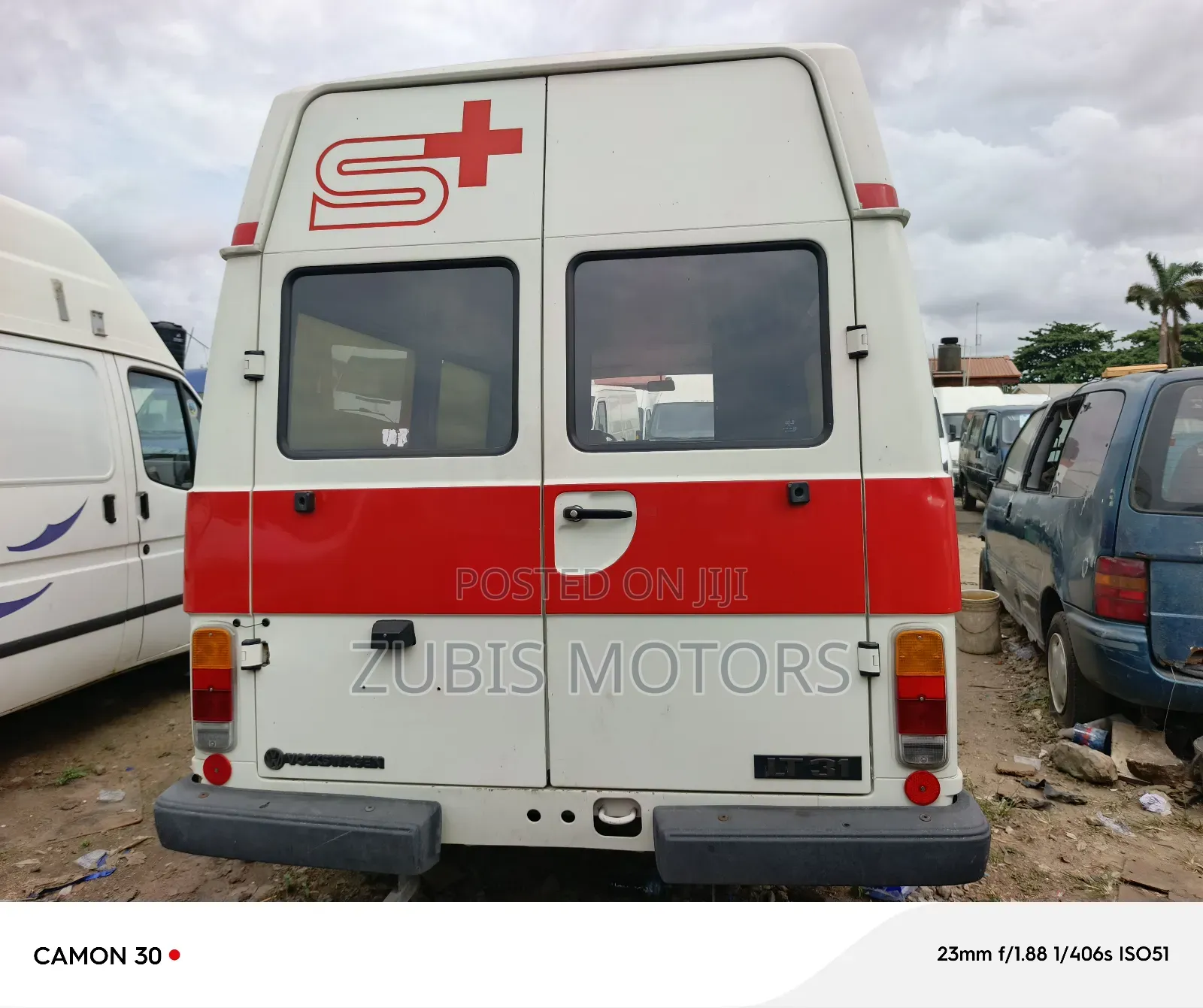Volkswagen LT 2000 White
