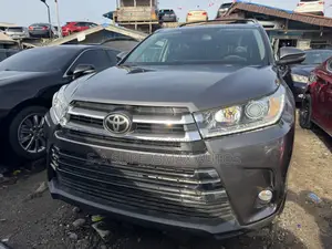 Toyota Highlander 2016 Gray