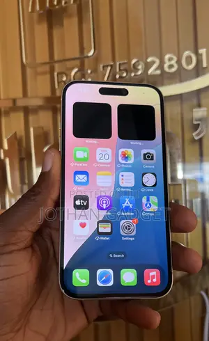 Apple iPhone 15 256 GB Yellow