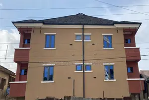 1bdrm Apartment in Onike Yaba for rent