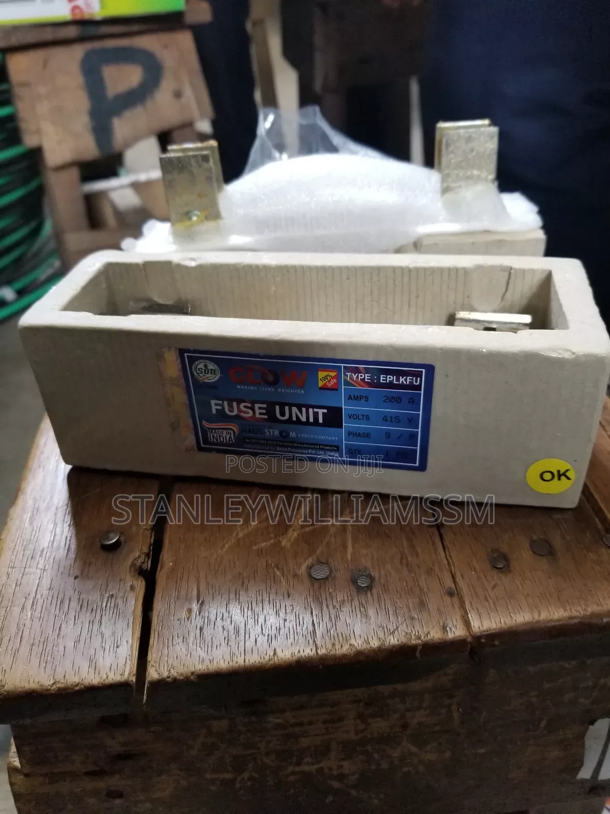 Fuse and Base Switch