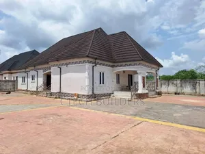 Furnished 4bdrm Bungalow in Benin City for sale