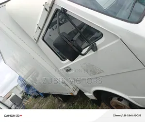 Volkswagen LT 2000 White
