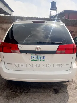 2005 Toyota Sienna for Rent.