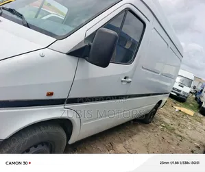 Mercedes-Benz Sprinter 2005 White