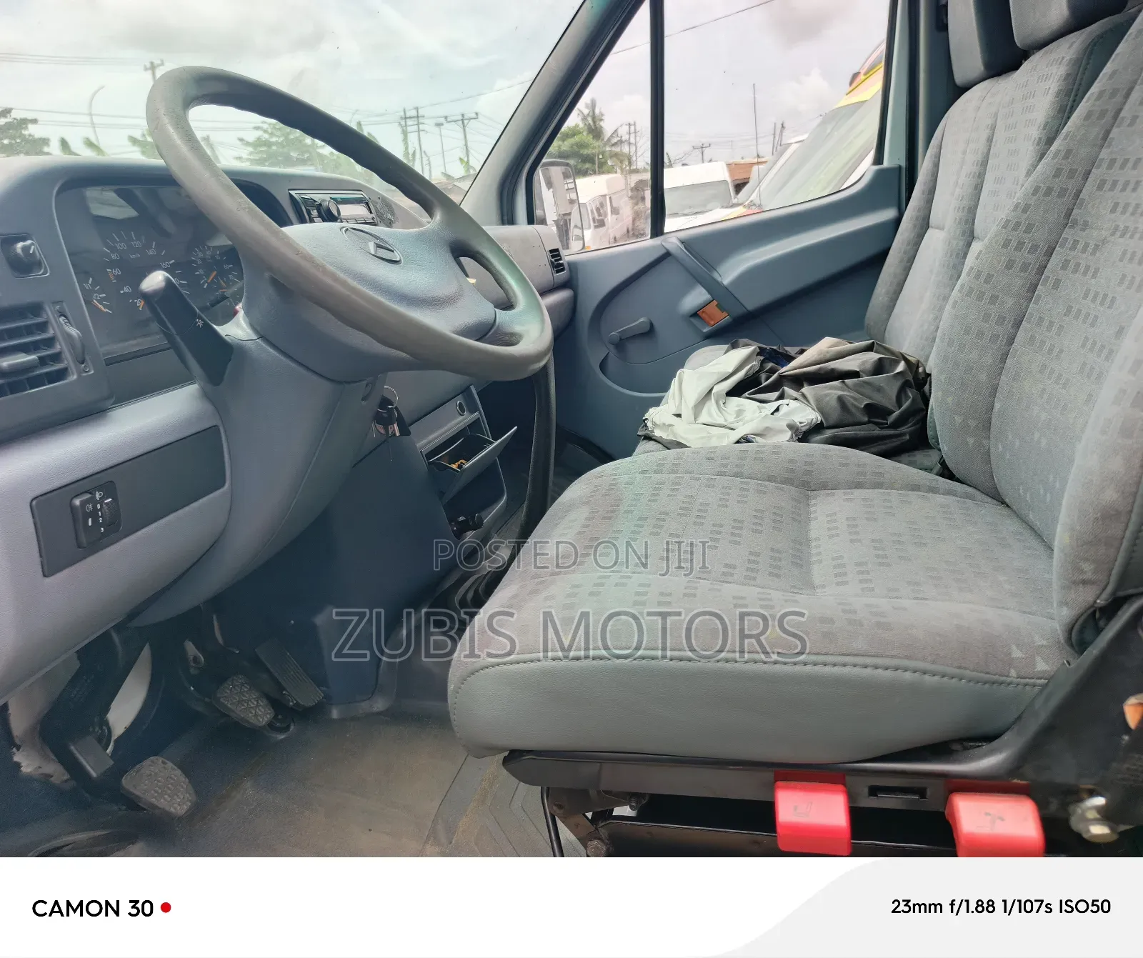 Mercedes-Benz Sprinter 2005 White