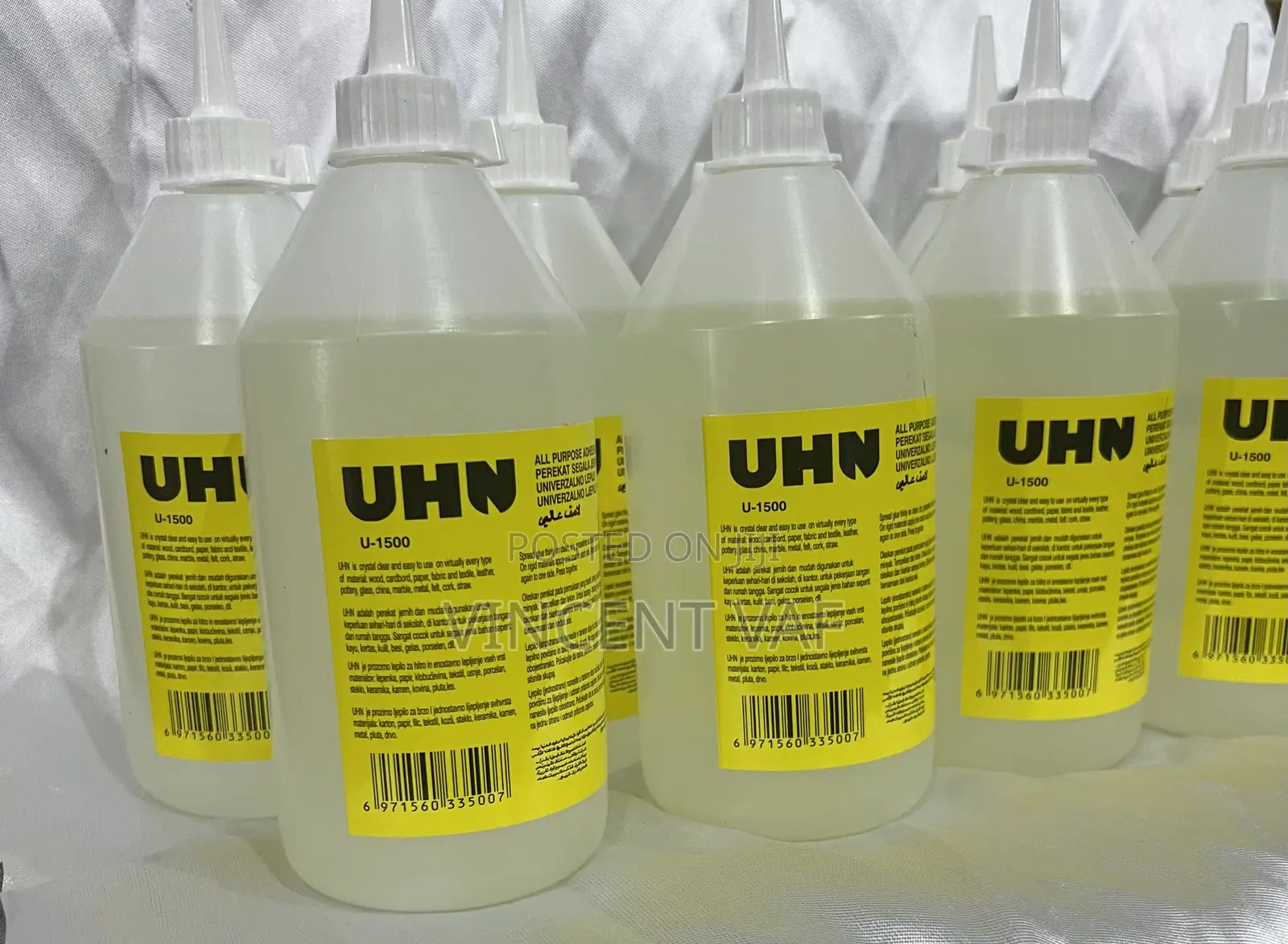 Uhn Glue Gum