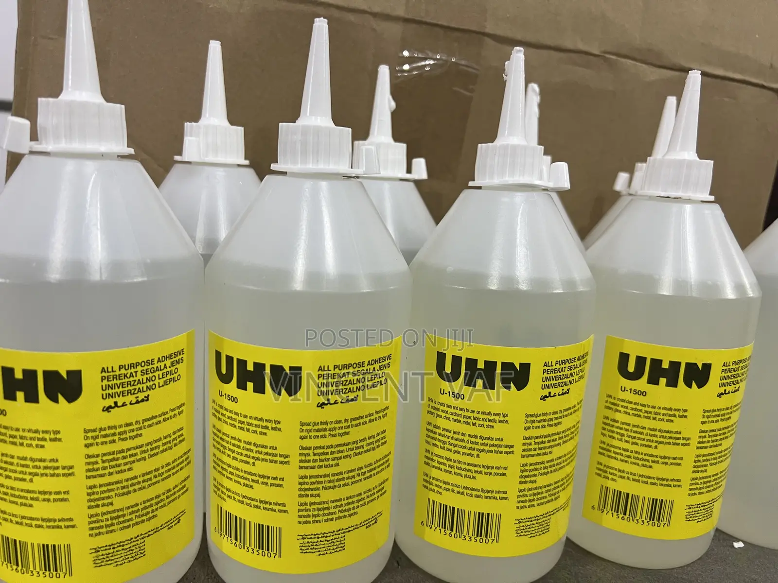 Uhn Glue Gum