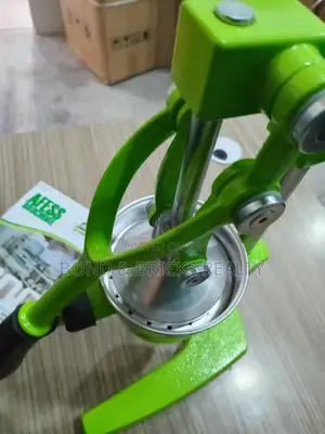 Manuel Orange Juicer