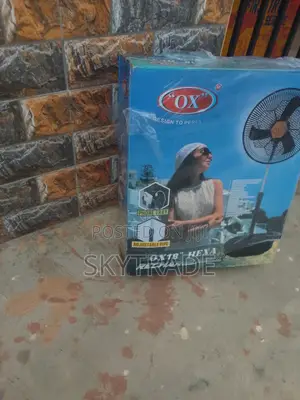 Automatic Ox 18''hexa Rechargeable Fan With Remote + Light
