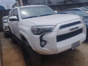 Toyota 4-Runner 2017 White