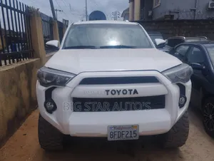 Toyota 4-Runner 2017 White