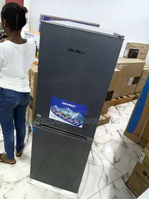 Super Efficient Cooling Skyrun 170 Liters Refrigerator