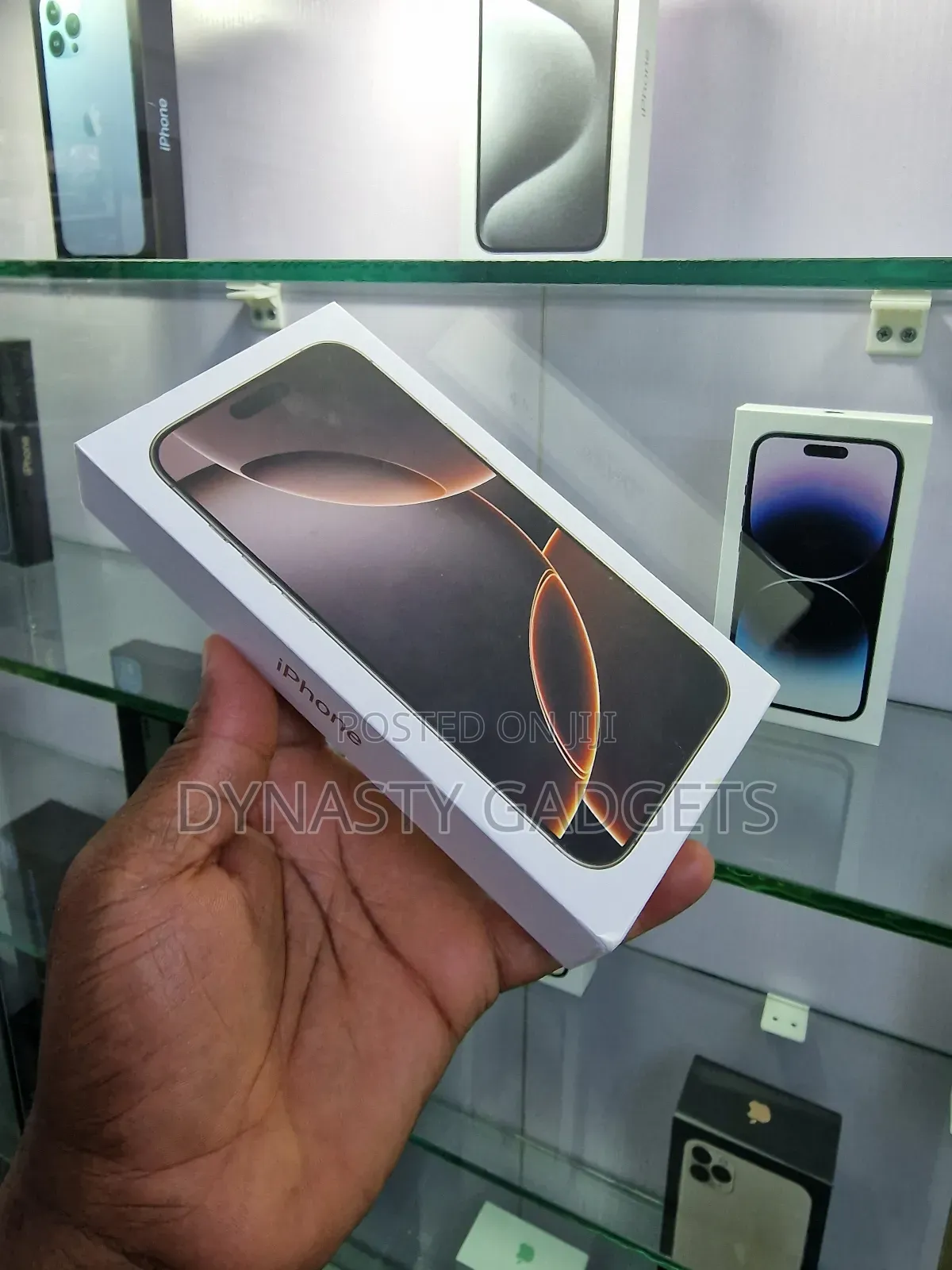 New Apple iPhone 16 Pro Max 256 GB