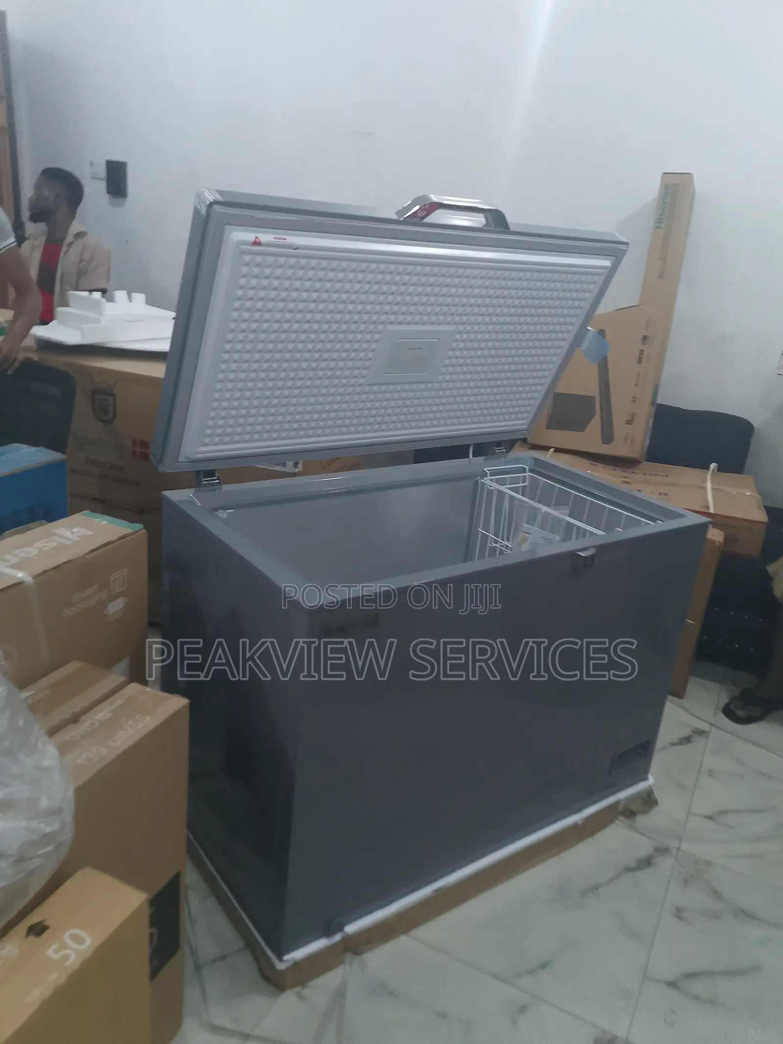 Scanfrost 300l Chest Freezer With Super Cooling Performance