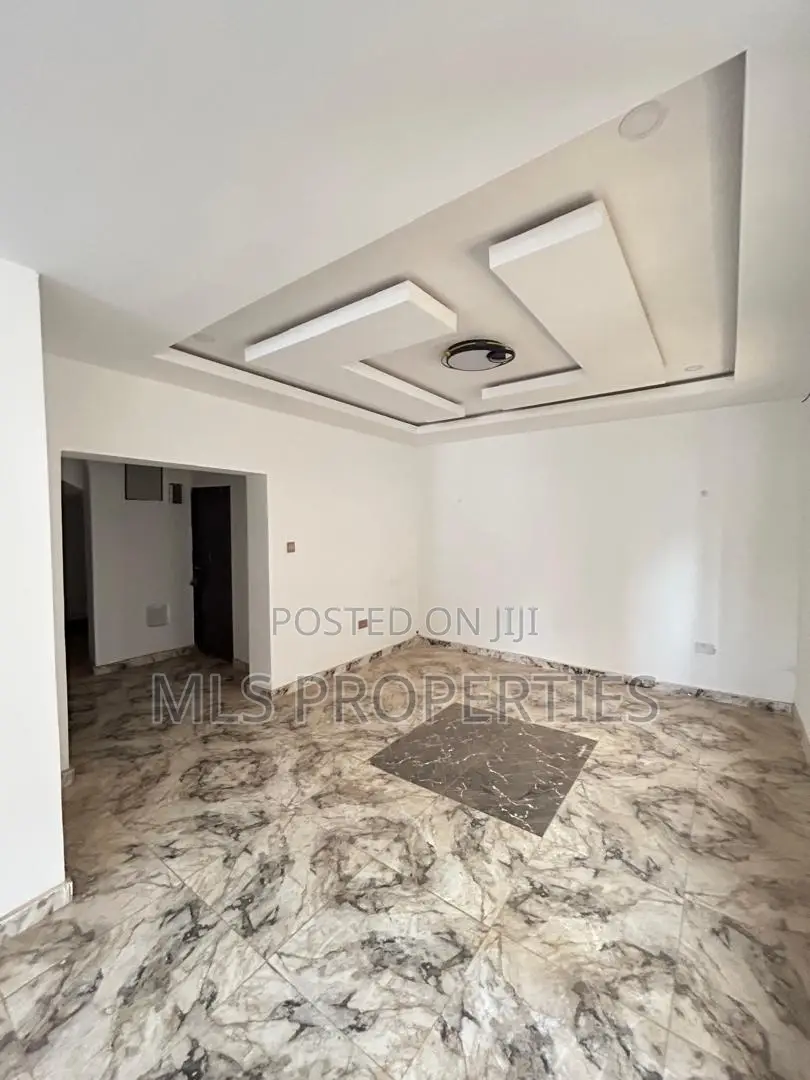 2bdrm Duplex in Apo for sale