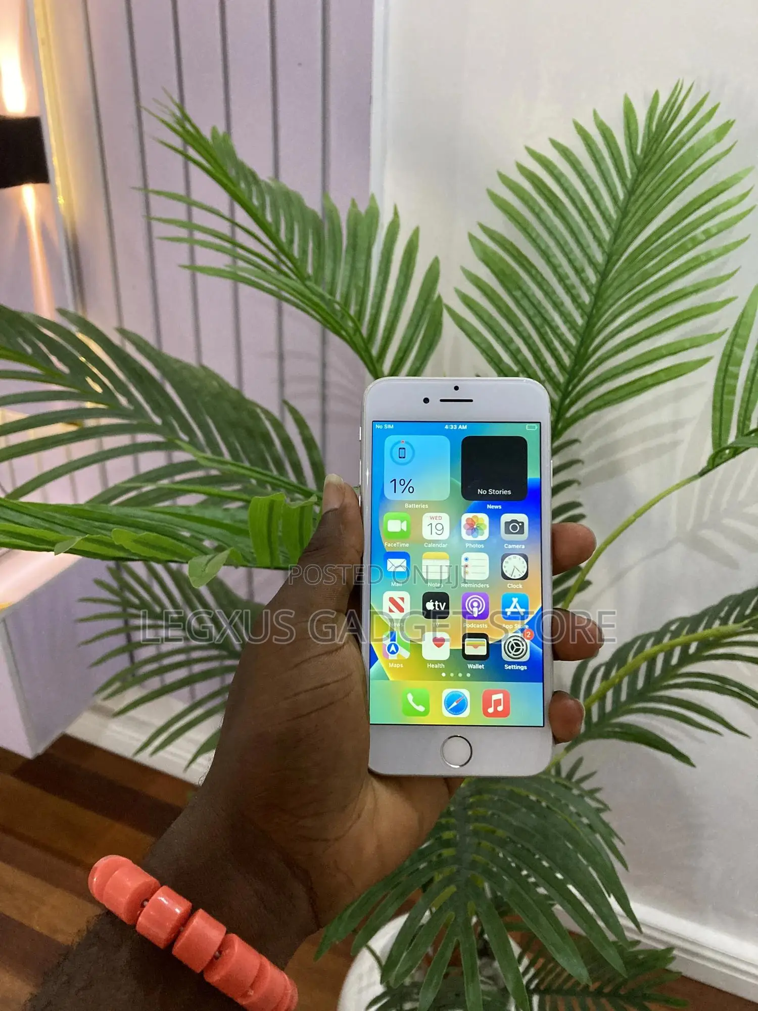 Apple iPhone 8 64 GB White