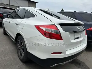 Honda Crosstour 2015 White