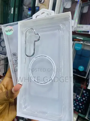Photo - Case Transparent Logo Compatible With Magsafe for S24fe