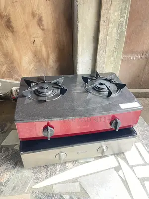 Rinnai Two Bunners Automatic Gas Cooker