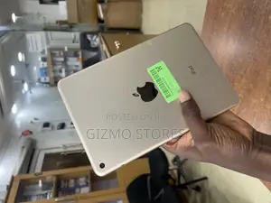 Apple iPad mini 4 128 GB