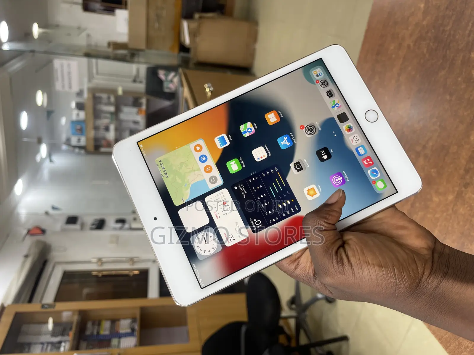 Apple iPad mini 4 128 GB