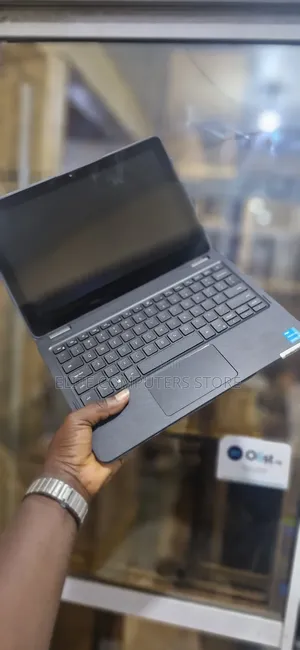 Laptop Dell Latitude 3120 8GB Intel Pentium SSD 256GB