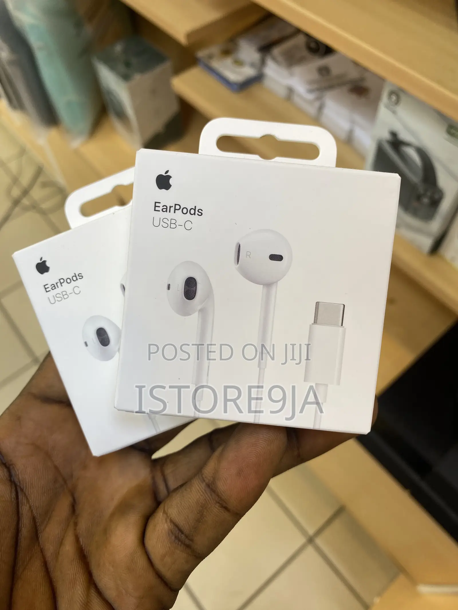 Apple Earpods With Usb-C Connector