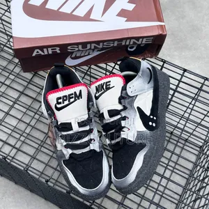 Original Nike Dunk Low Cactus Available in Store