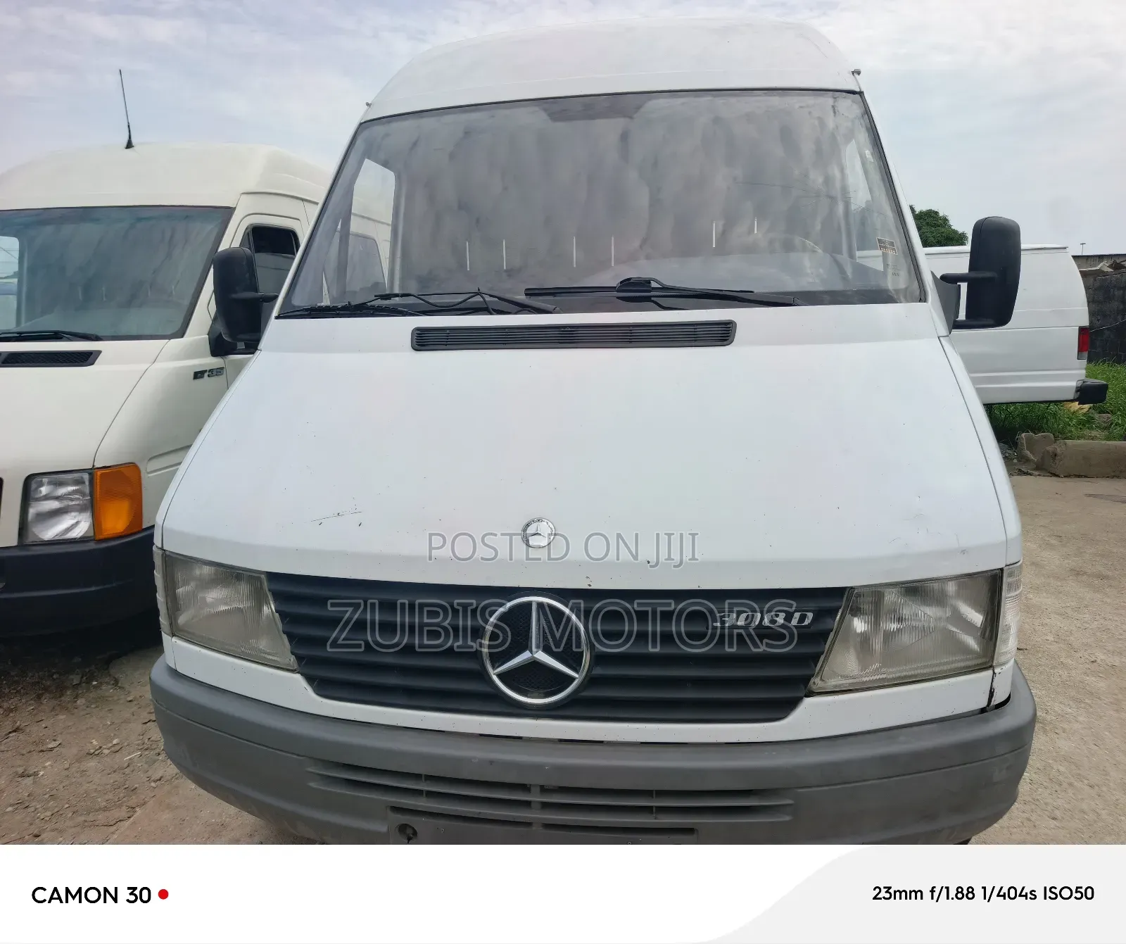 Mercedes-Benz Sprinter 2000 White