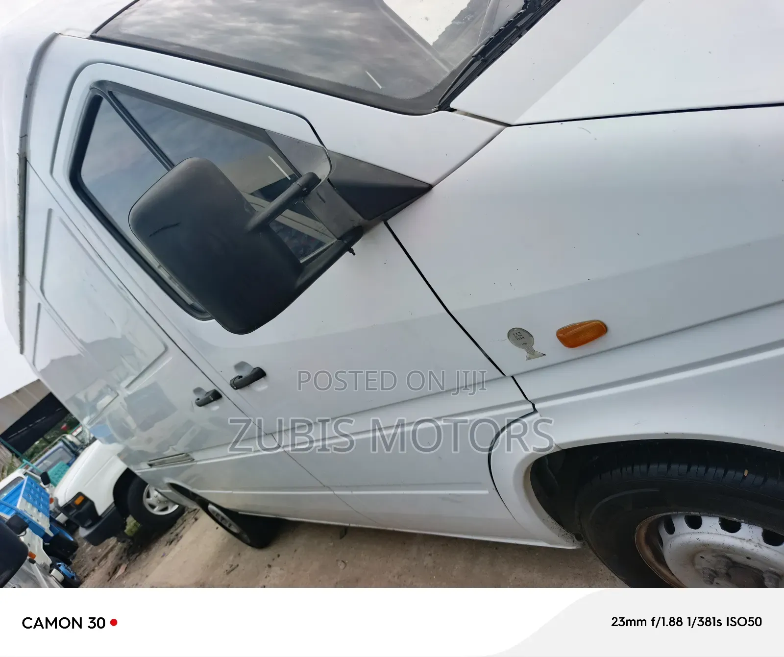Mercedes-Benz Sprinter 2000 White
