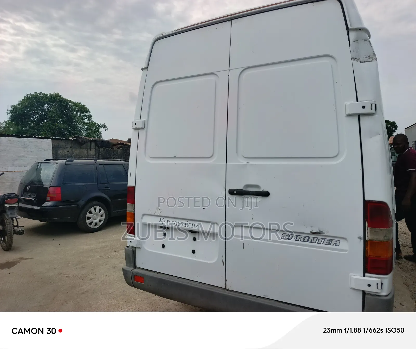 Mercedes-Benz Sprinter 2000 White