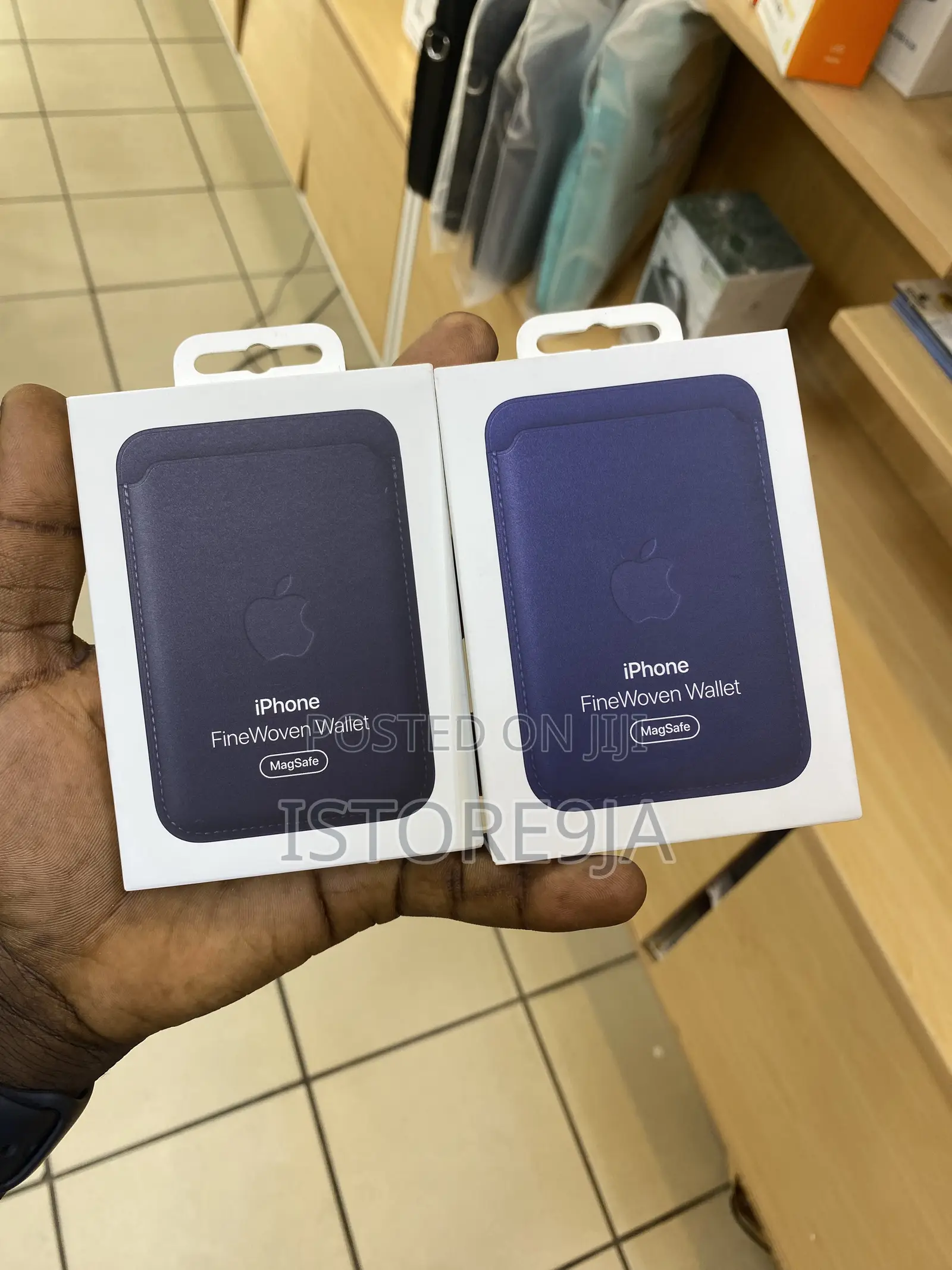 Apple Magsafe Wallet