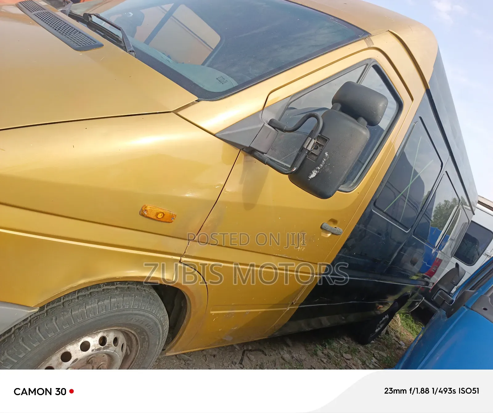 Mercedes-Benz Sprinter 2000 Gold