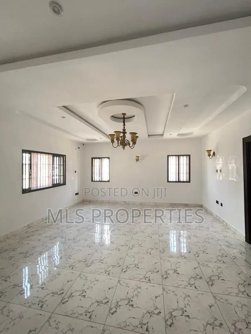 4bdrm Duplex in Wasa for rent