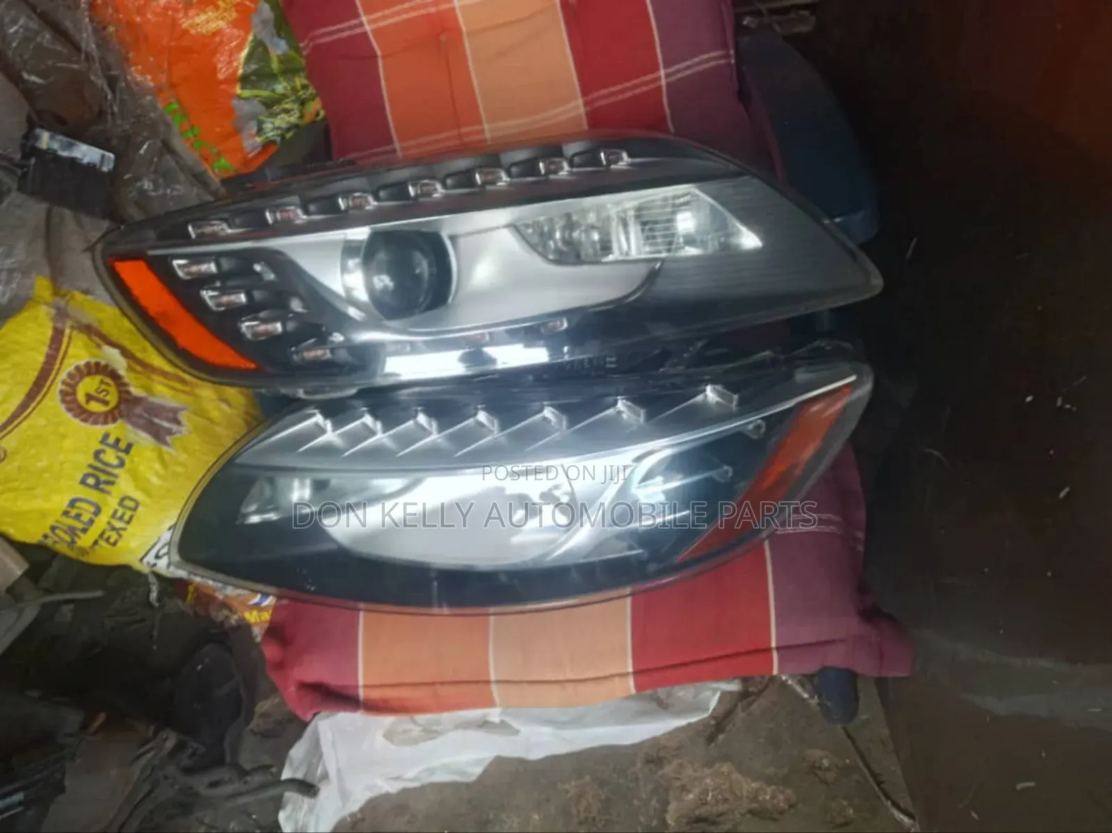Audi Q7 Head Light