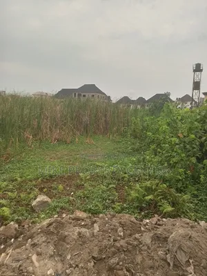 6 Plots of Land