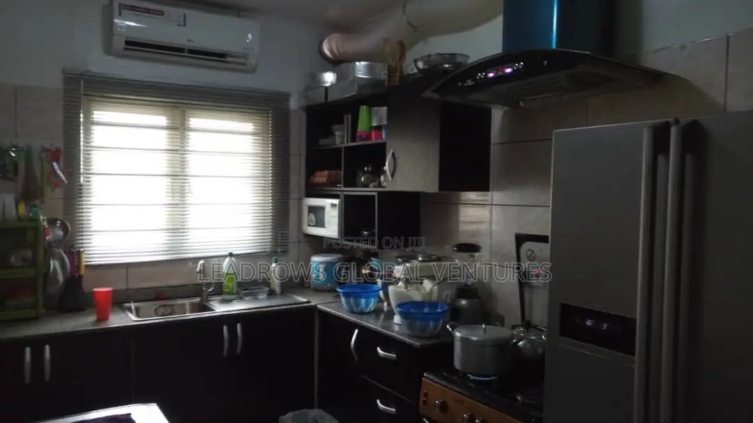 3bdrm Bungalow in Haggai Estate, Obafemi-Owode for sale