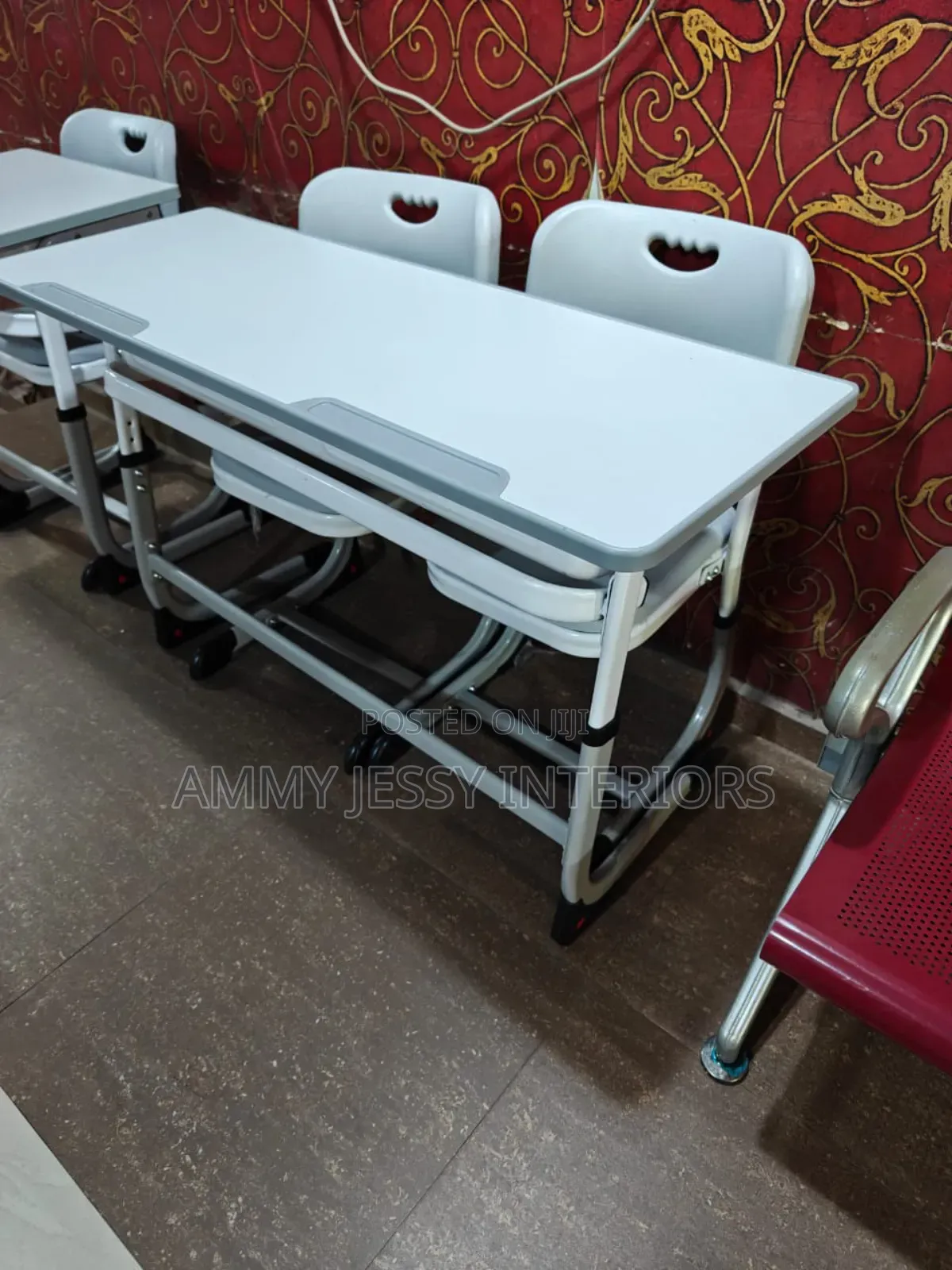 Student Chair Double